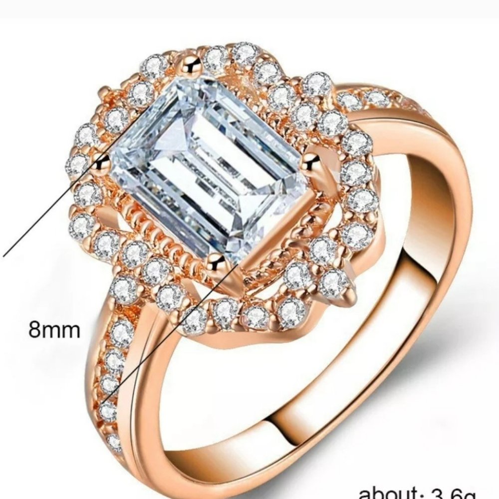 ROSE GOLD RADIANT HALO ENGAGEMENT RING - Picture 2 of 5